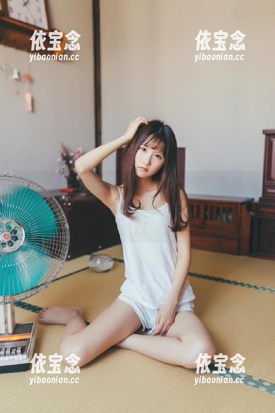 当MiMi Chan遇上拉芙塔利亚，写真与照片互动，引发了一场视觉狂欢的盛宴！.txt